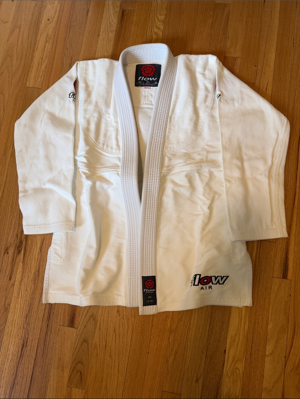 Flow Air White Jiu-Jitsu Gi Jacket
